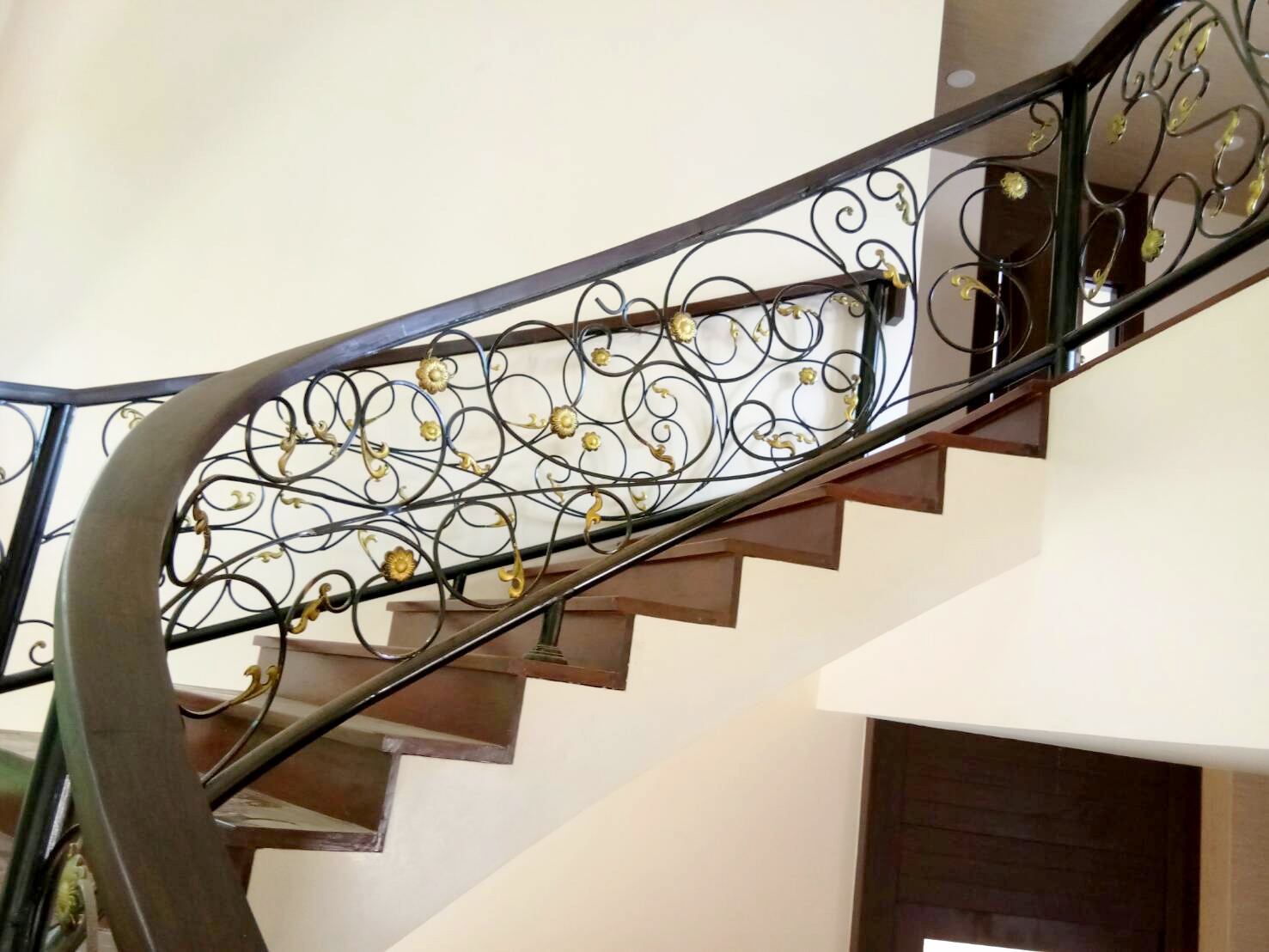 ราวบันไดเหล็ก ลายอิตาลี