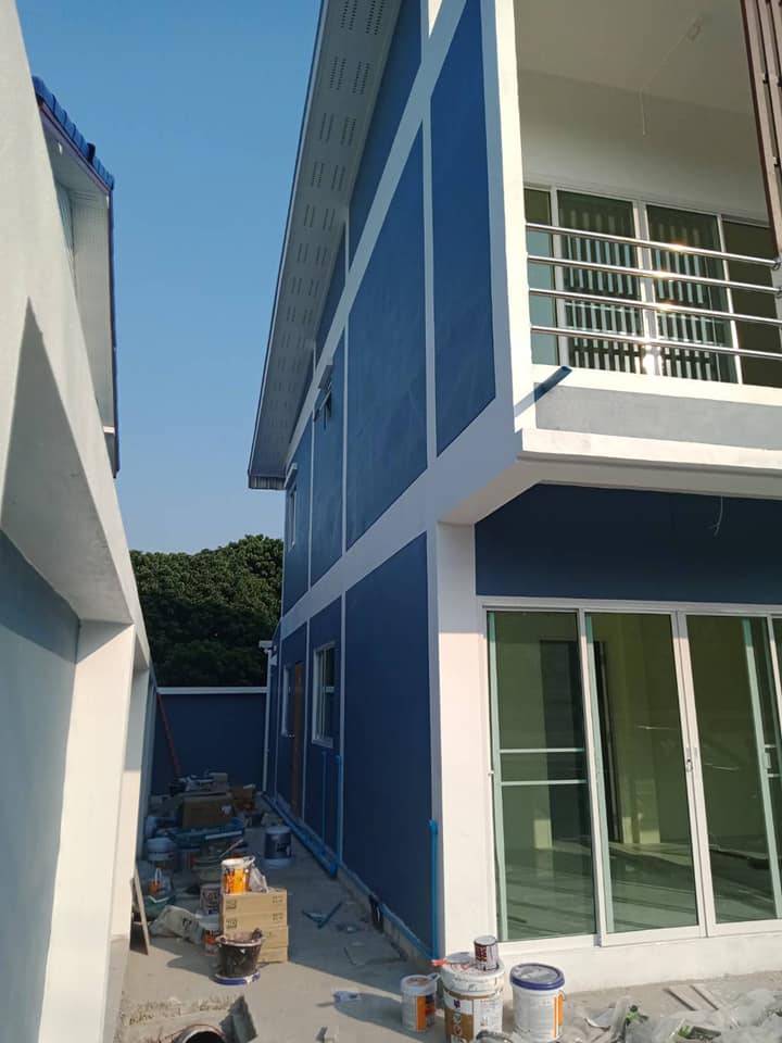 ติดตั้งประตูบานเลื่อน หน้าต่างบานเลื่อน อลูมิเนียมอบขาว​ กระจกใสเขียว