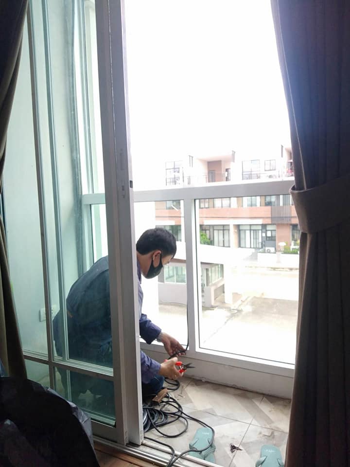 กระจกอลูมิเนียม UPVC - กุลพันธ์วิล โครงการ 9