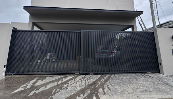 บริการติดตั้งประตูรั้ว