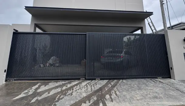 บริการติดตั้งประตูรั้ว